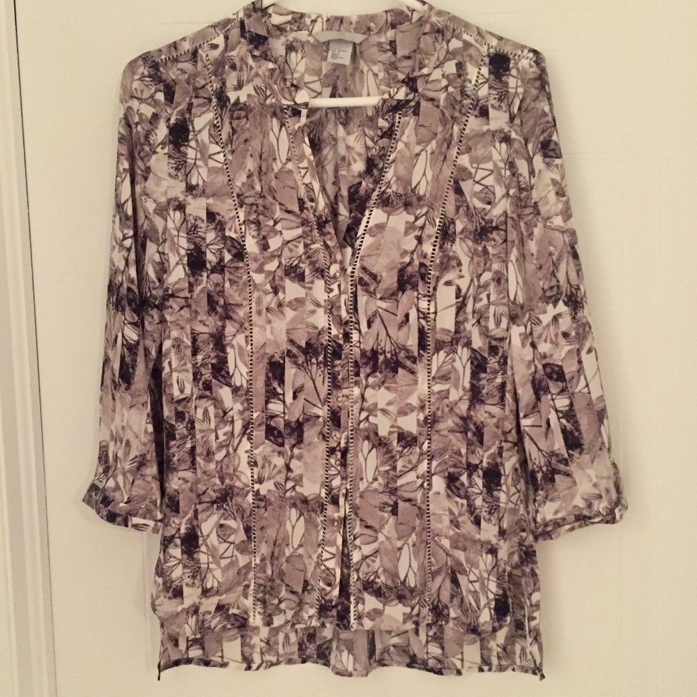 H&M Floral Black and White 3/4 Sleeve Shirt